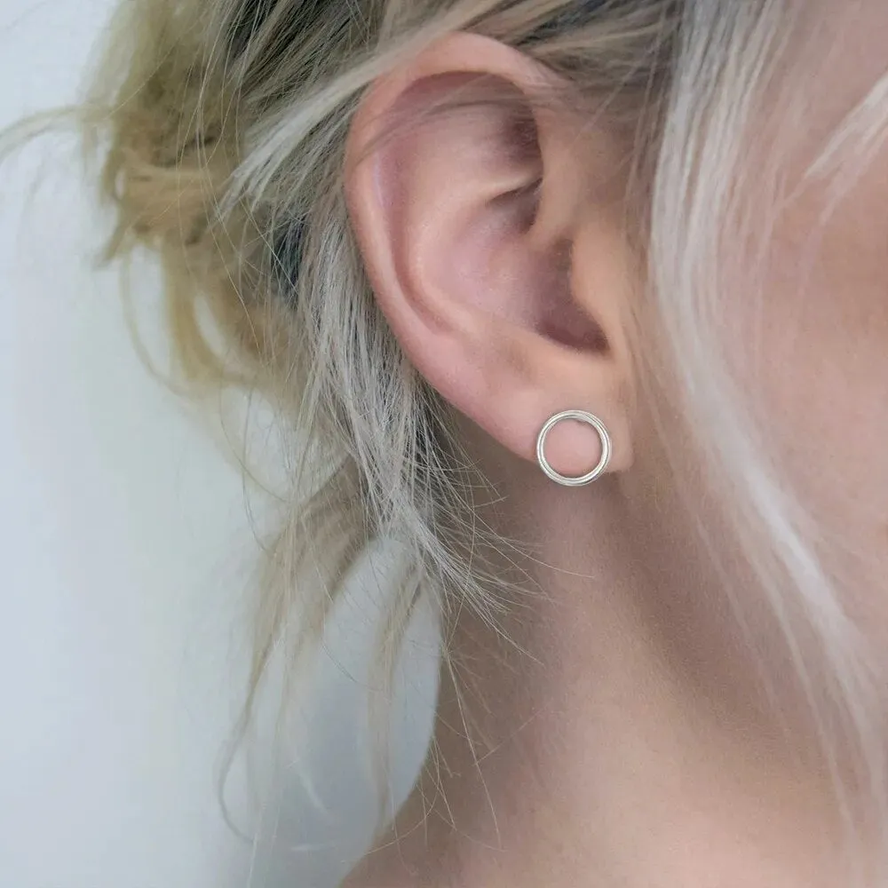 Minimalist Stud Circle Earrings